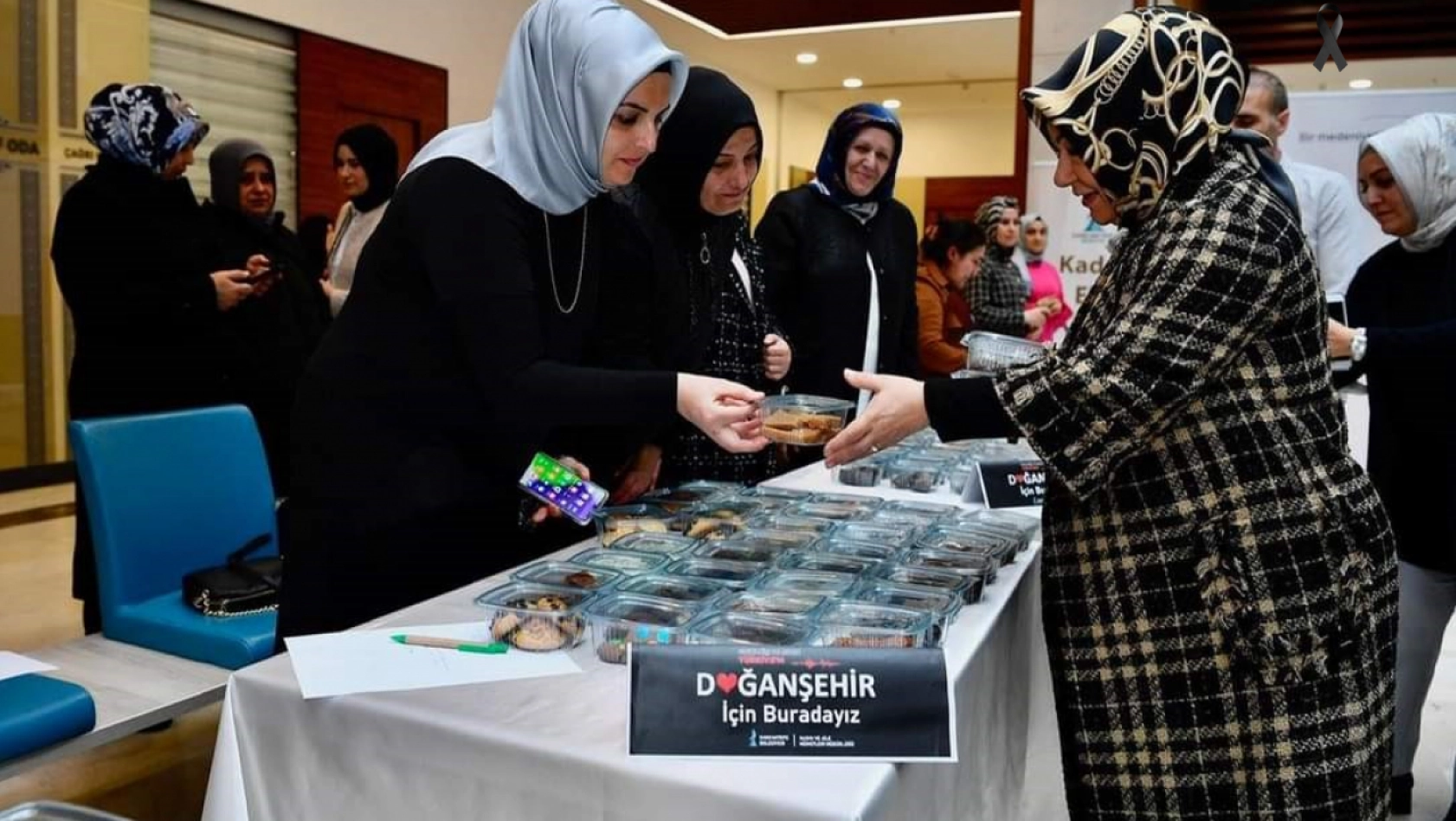 Sancaktepeli kadınlardan depremzedeler için hayır panayırı