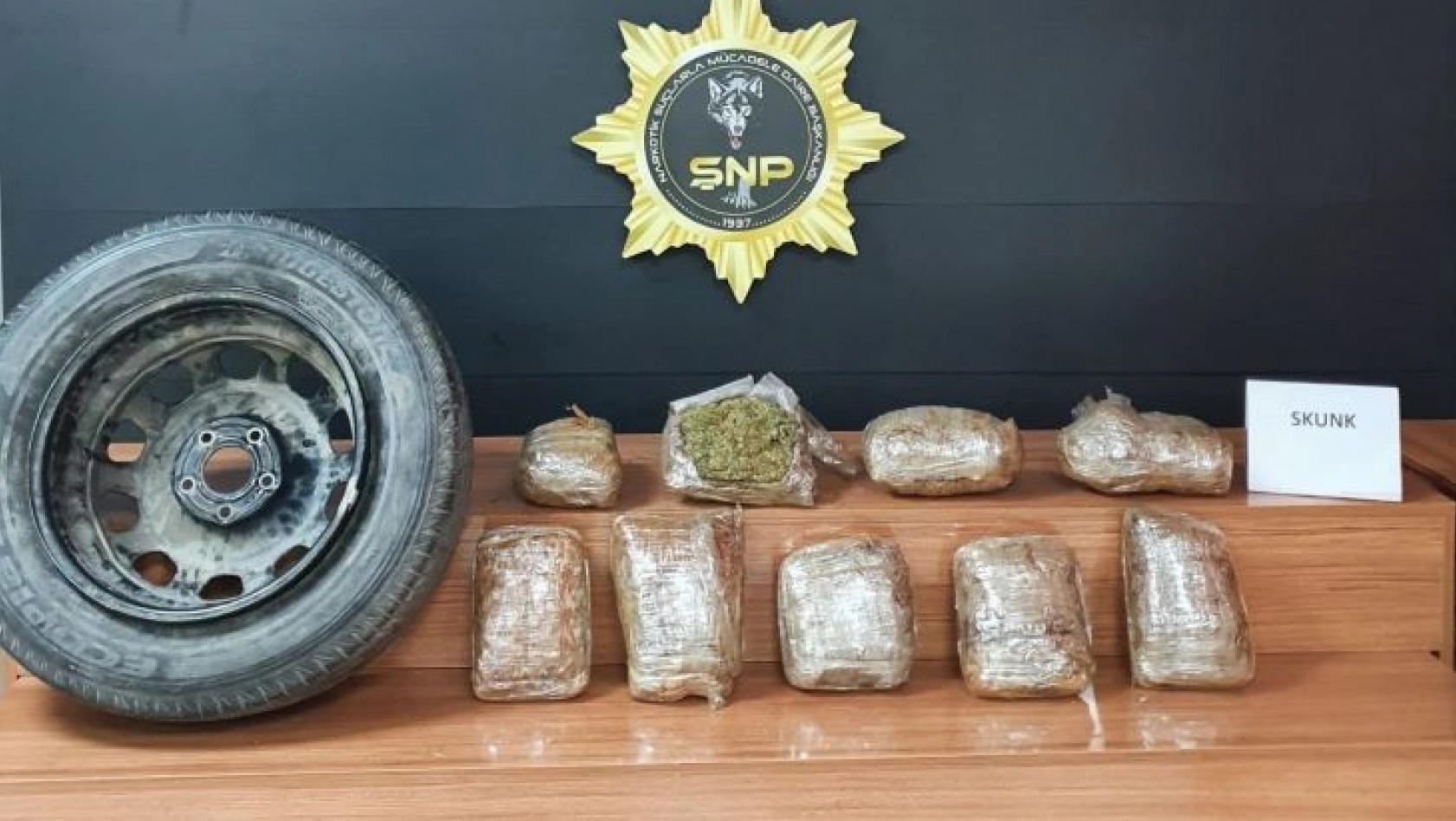 Şanlıurfa'da uyuşturucu ticaretinde 2 gözaltı