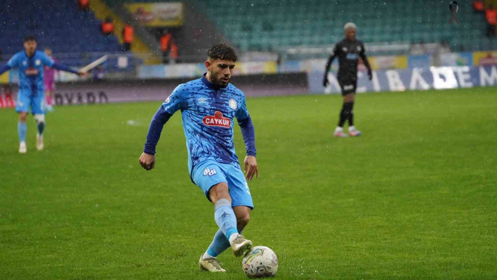 Çaykur Rizespor: 4 Manisa FK: 2