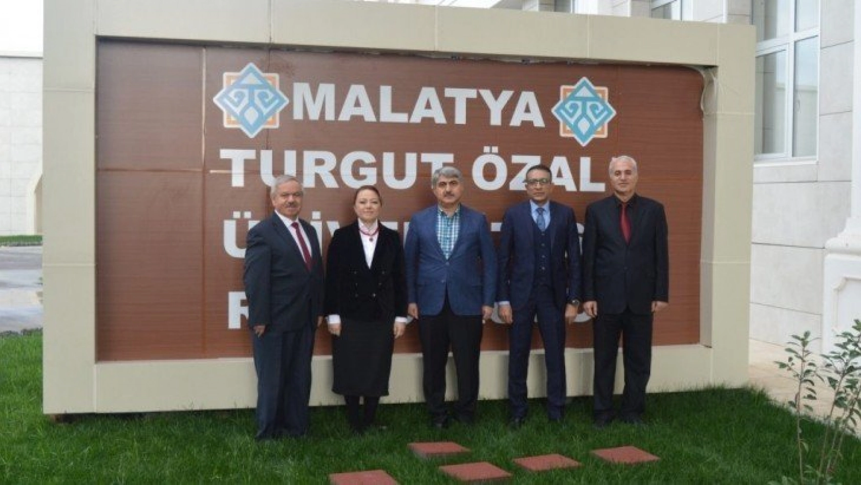 Adalet Bakan Yardımcısı Menteş'ten Turgut Özal Üniversitesi'ne ziyaret