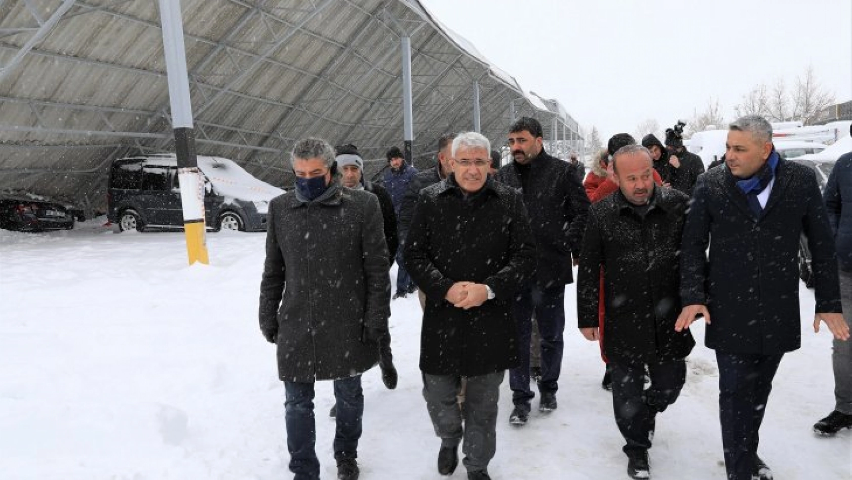 Başkan Güder, Samanlı Ve Sadıkoğlu'ndan Galerici Esnafına 'Geçmiş Olsun' Ziyareti