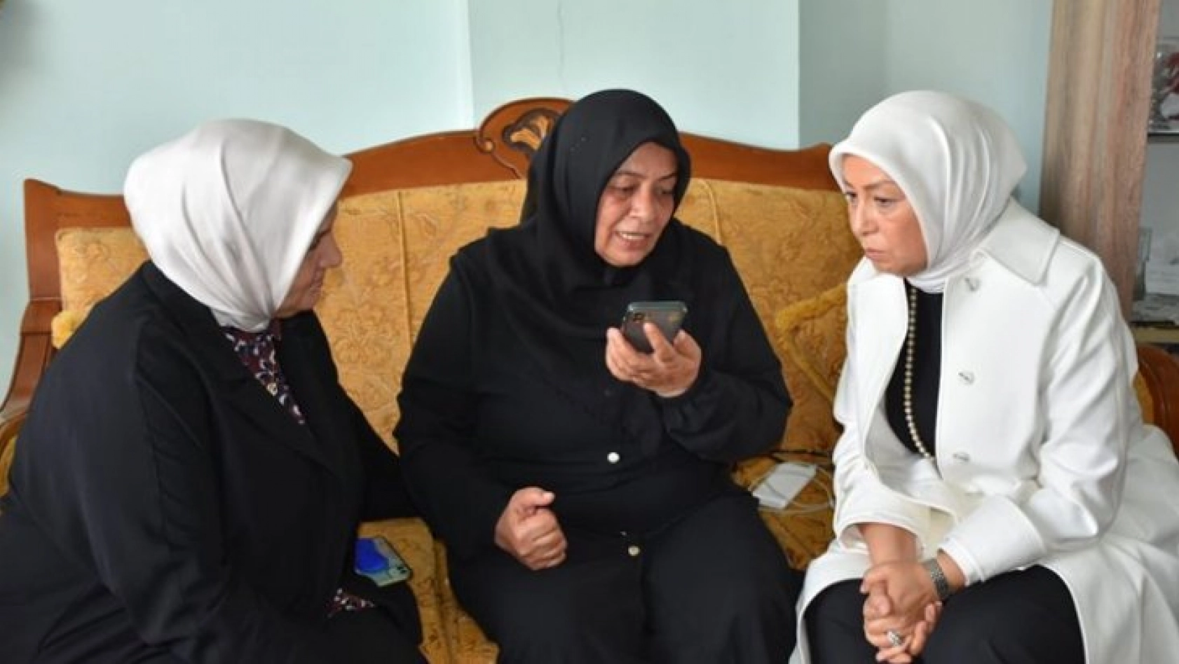 Cumhurbaşkanı Erdoğan, Malatyalı şehidin annesi ile görüştü