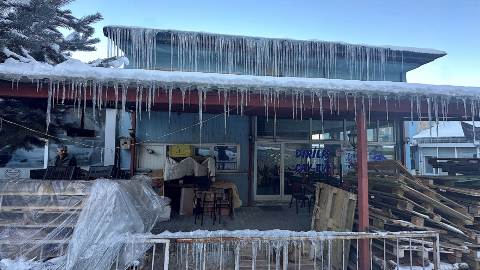 Erzurum'da soğuk hava etkili oluyor