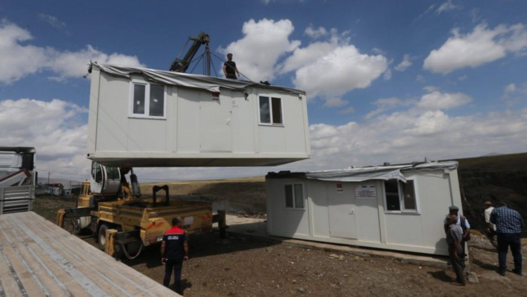 Kars'ta İlk: Çobanlar İçin Konteyner Evler Kuruldu