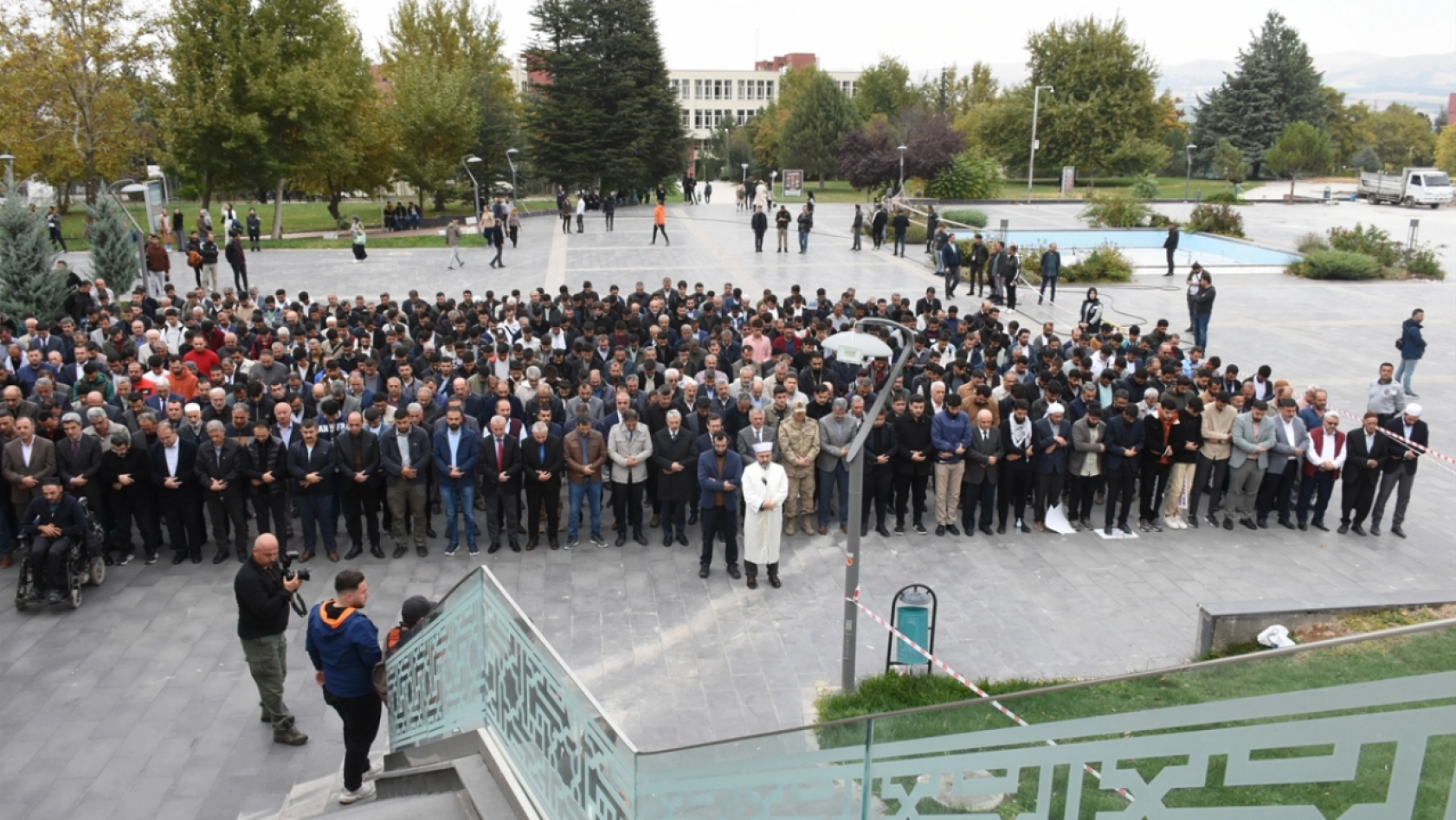 Malatya'da Gazze'de hayatını kaybedenler için gıyabi cenaze namazı kılındı