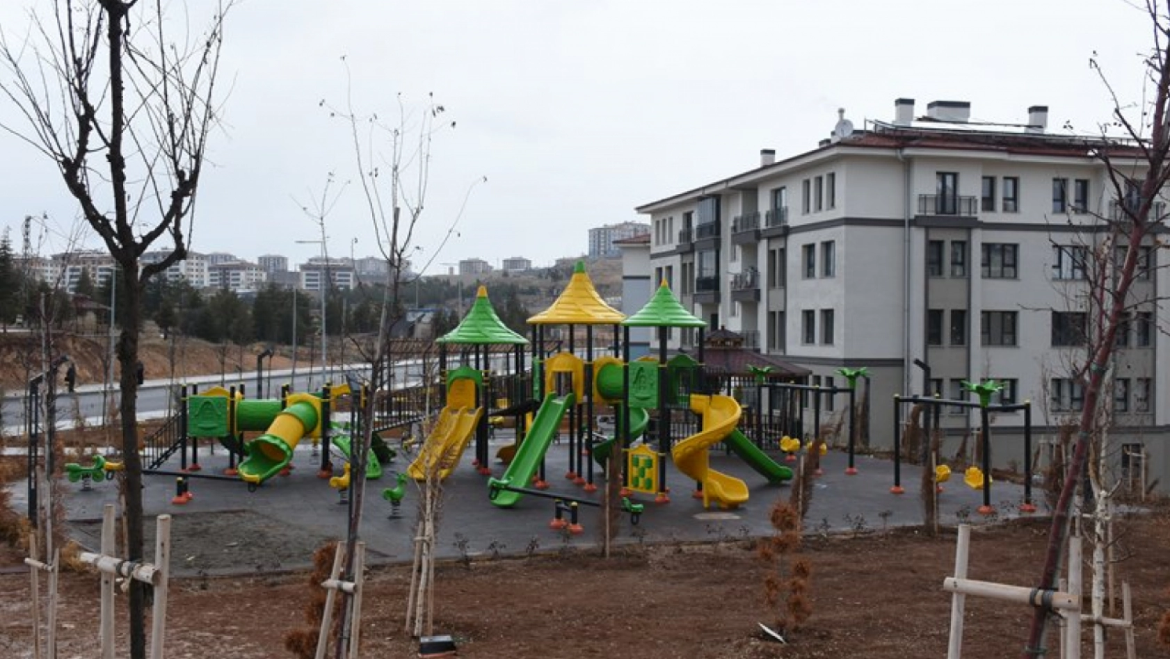 Malatya'da yapılan deprem konutları sosyal donatı ve çevreci yapısıyla dikkati çekiyor