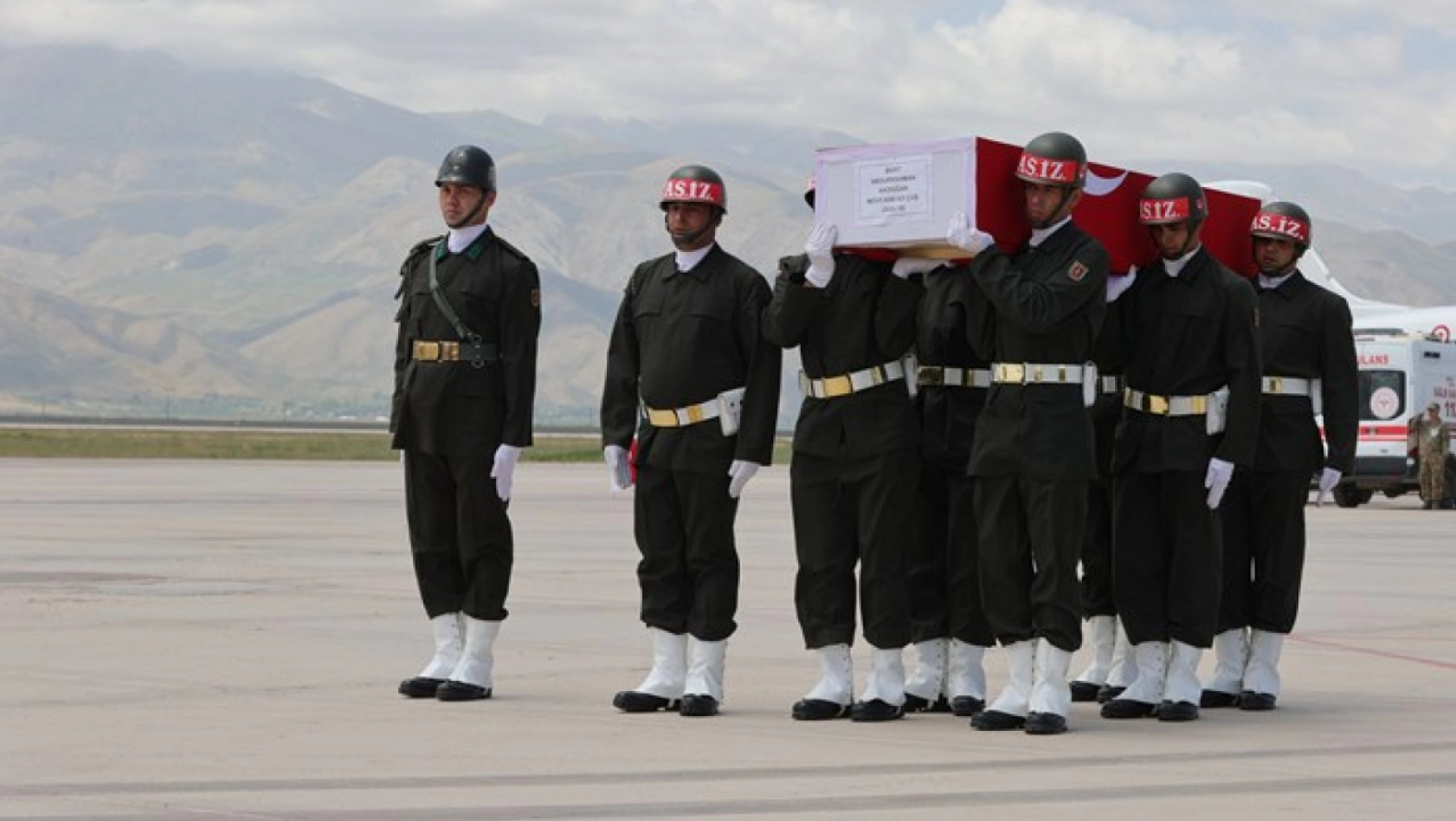 Metan Gazı Faciasında Şehit Olan 6 Mehmetçik Törenle Uğurlandı