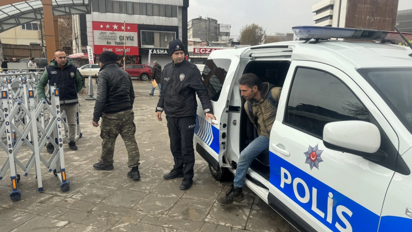 Mobil Göç Noktası aracı Malatya'da hizmete başladı