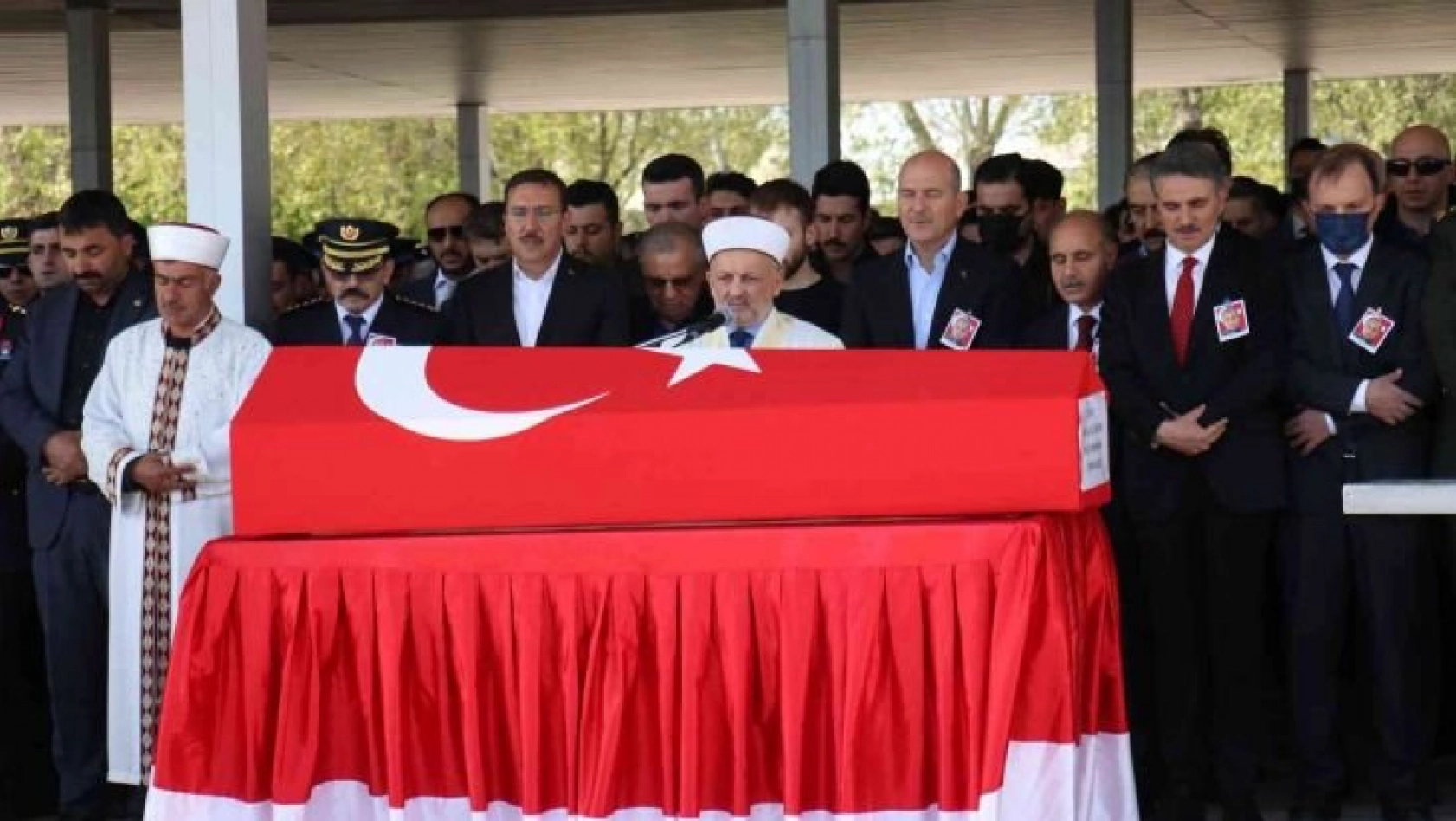 Suriye şehidi gözyaşları ile son yolculuğuna uğurlandı