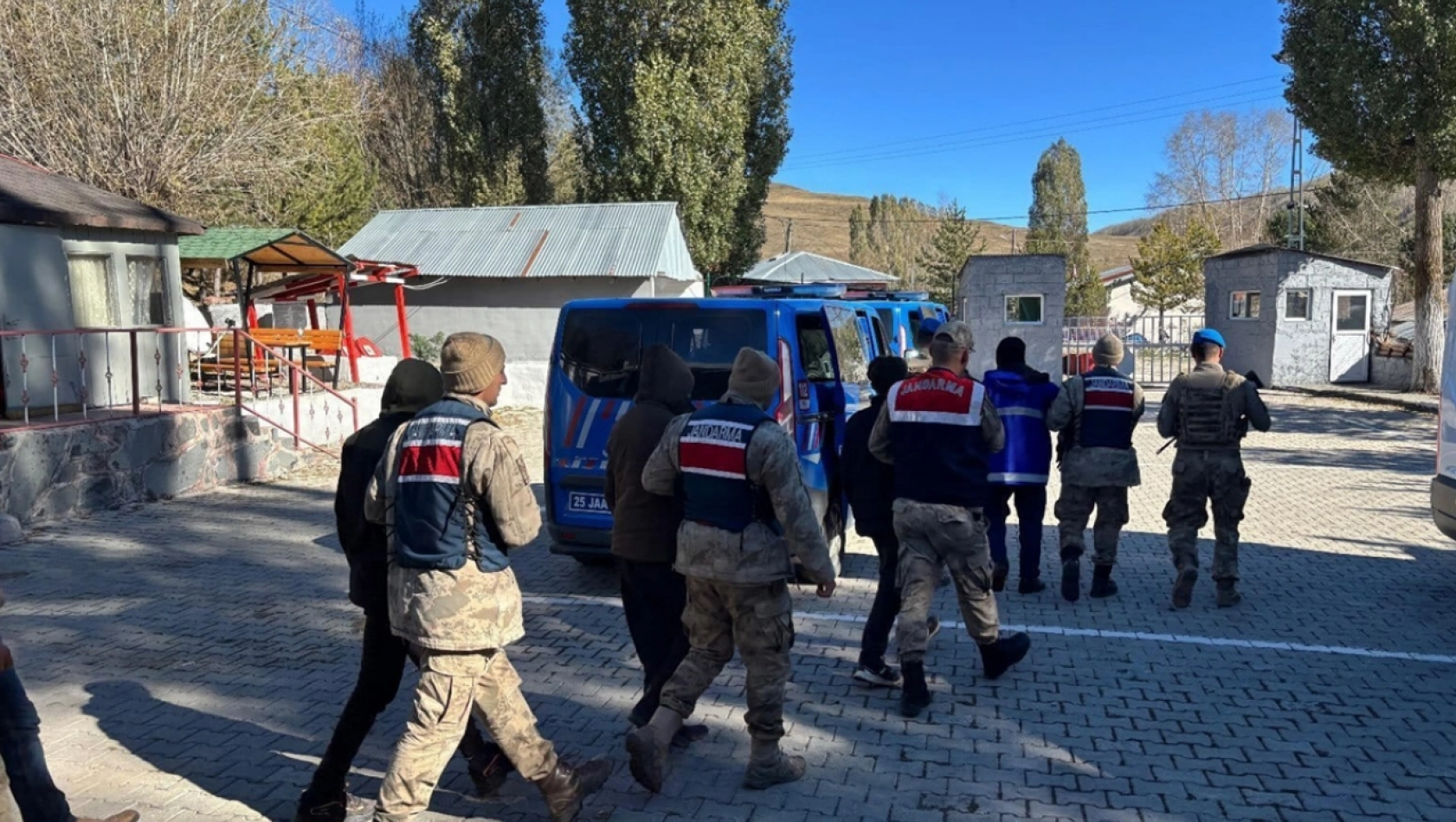 Erzurum'da ekim ayında 38 düzensiz göçmen yakalandı