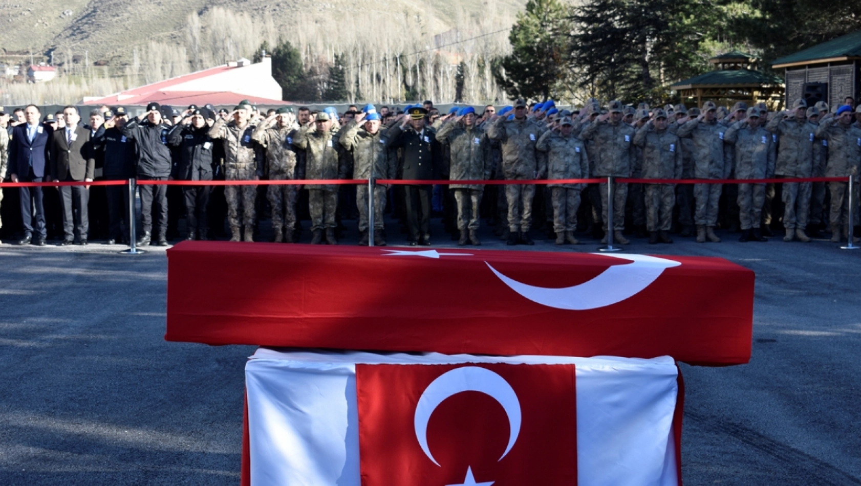 Şehit Jandarma Uzman Çavuş Yetişen için tören düzenlendi