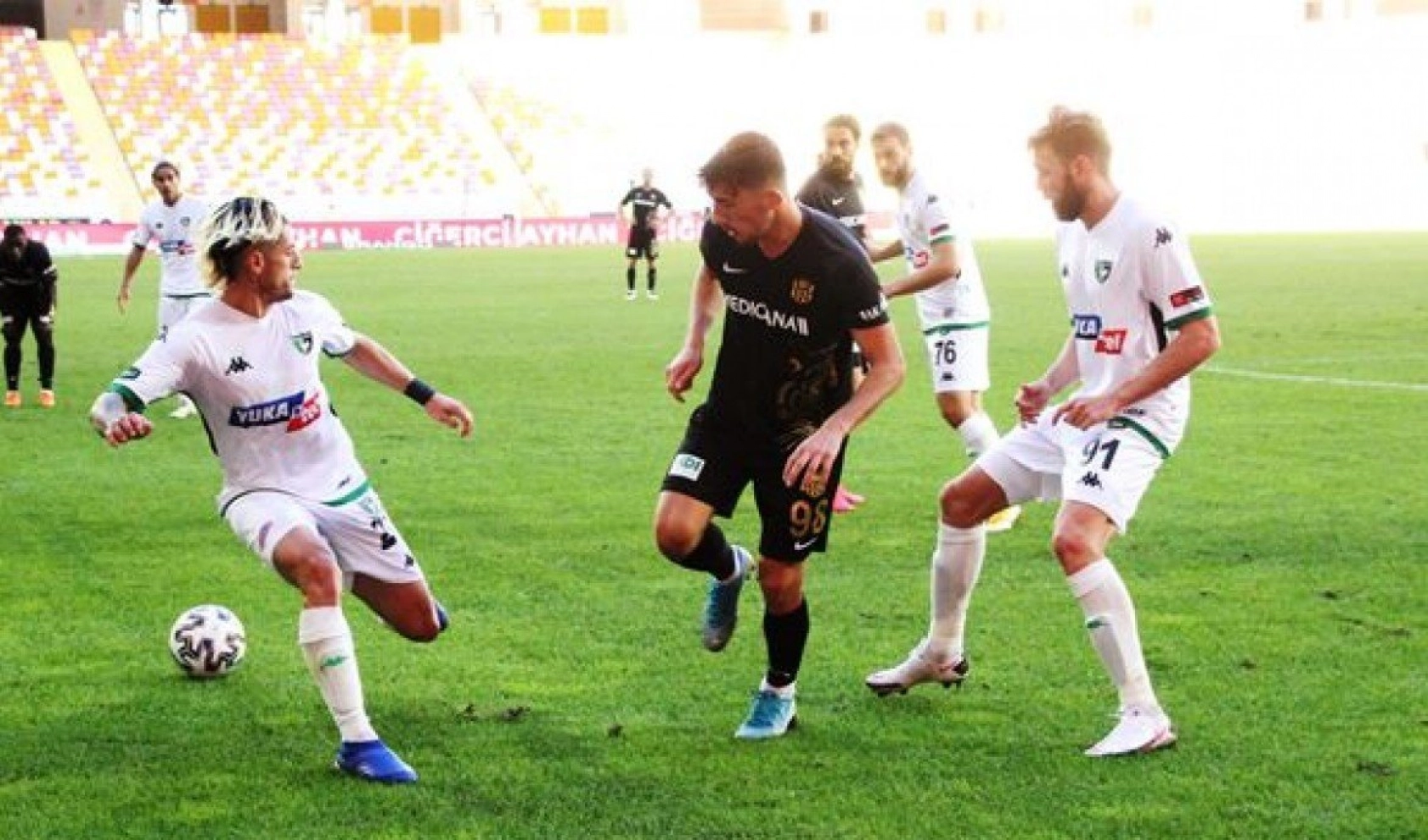 Denizlispor Karşılaşmasından Kareler