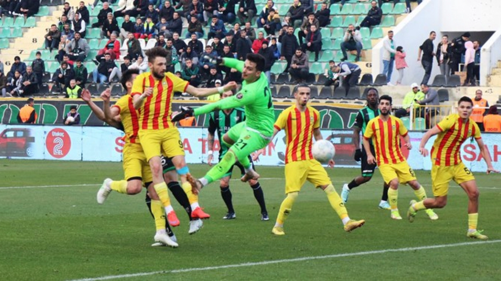 Denizlispor Yeni Malatyaspor Karşılaşmasından Kareler