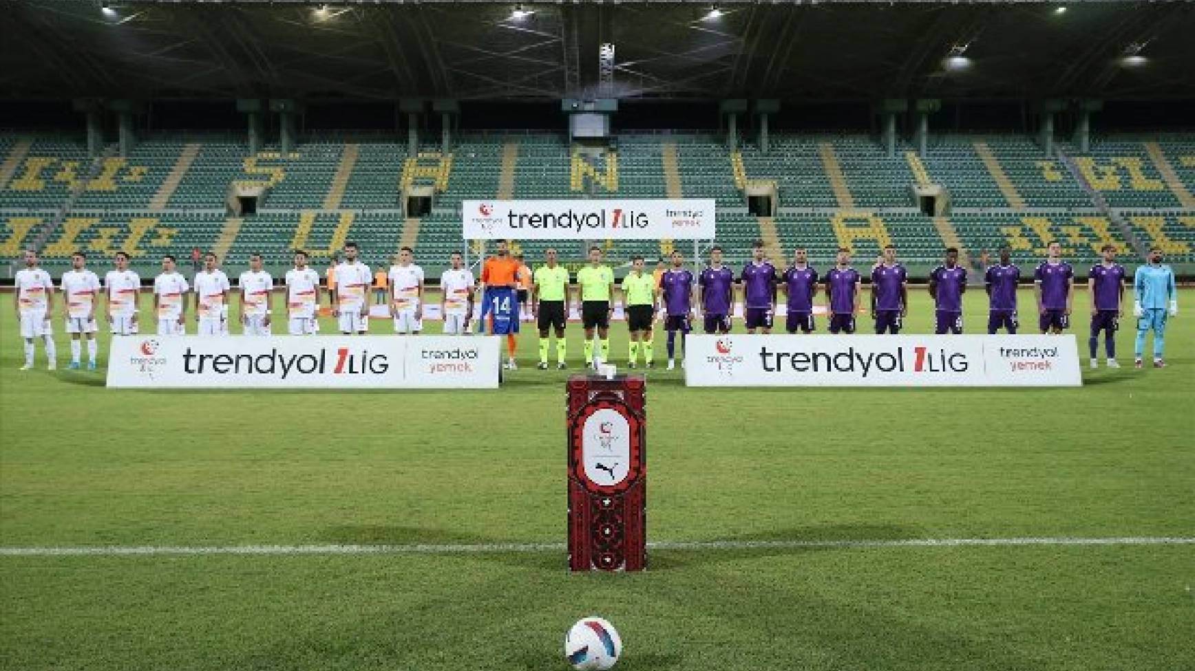 Yeni Malatyaspor-Ankara Keçiörengücü Karşılaşmasın'dan Kareler