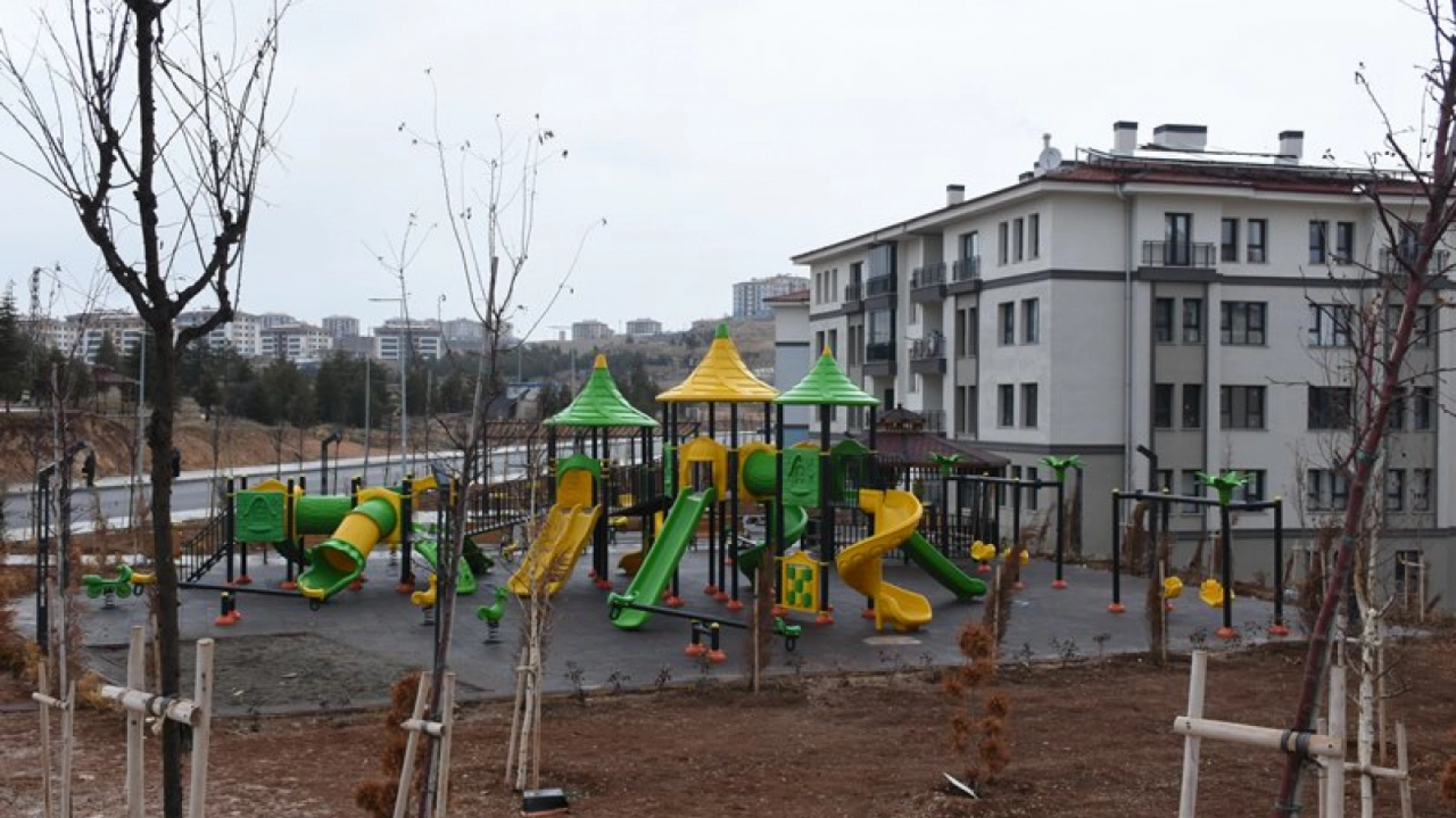 Malatya'da yapılan deprem konutları sosyal donatı ve çevreci yapısıyla dikkati çekiyor