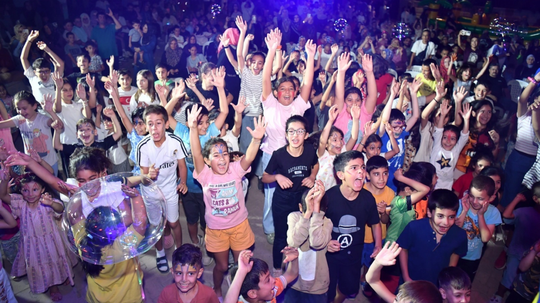 Müzik, oyun ve eğlence dolu yaz akşamı Yeşiltepe’yi renklendirdi