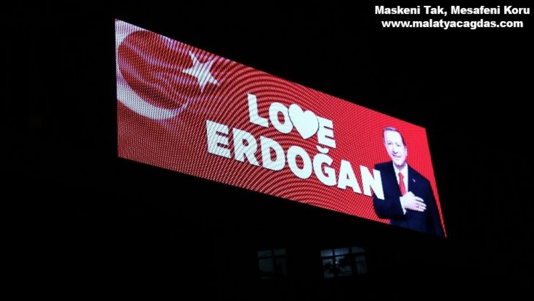Stop Erdoğan skandalına Elazığ'dan Love Erdoğan yanıtı
