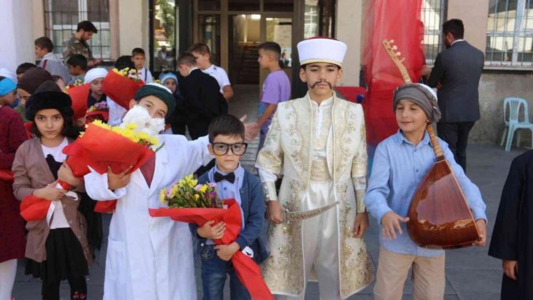 'Tarih Yazan Çocuklar' projesi Erzurum'da uygulanmaya başladı