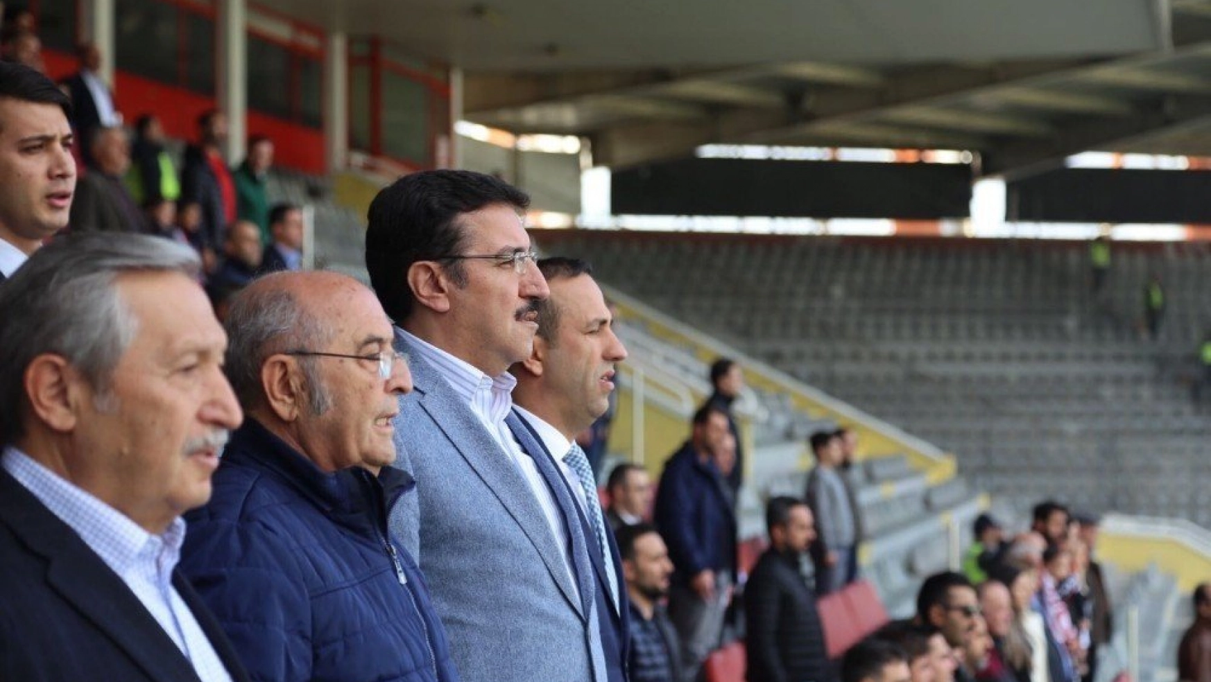 Bakan Tüfenkci'de Yeni Malatyaspor Maçını izledi

