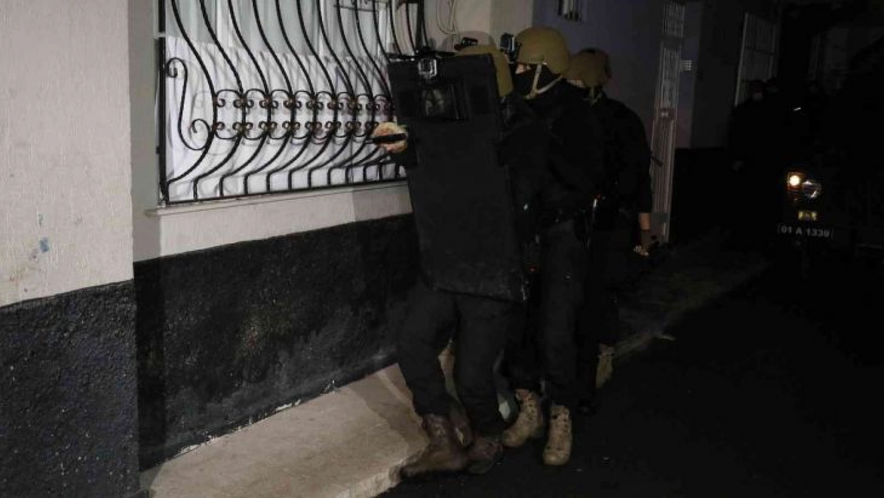 Adana'da PKK/KCK operasyonu: 17 gözaltı kararı