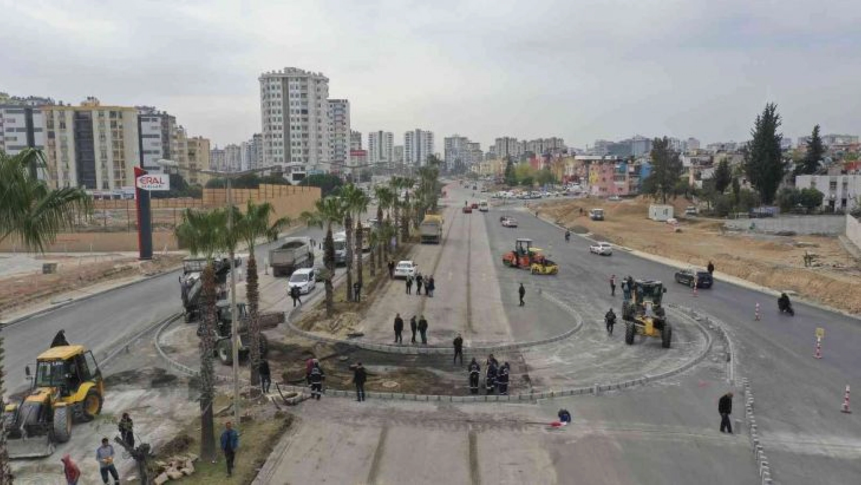 Adana'da trafiğin sıkıştığı 26 noktada çalışma