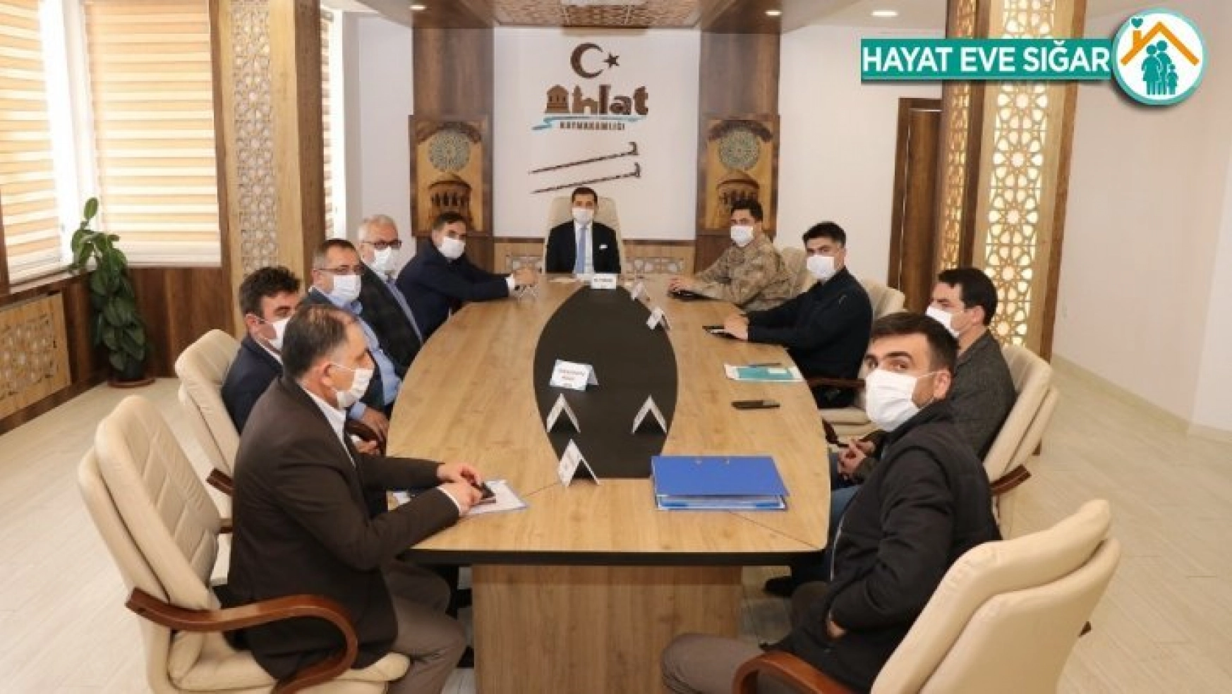 Ahlat'ta Vefa Sosyal Destek Komisyonu toplantısı düzenlendi