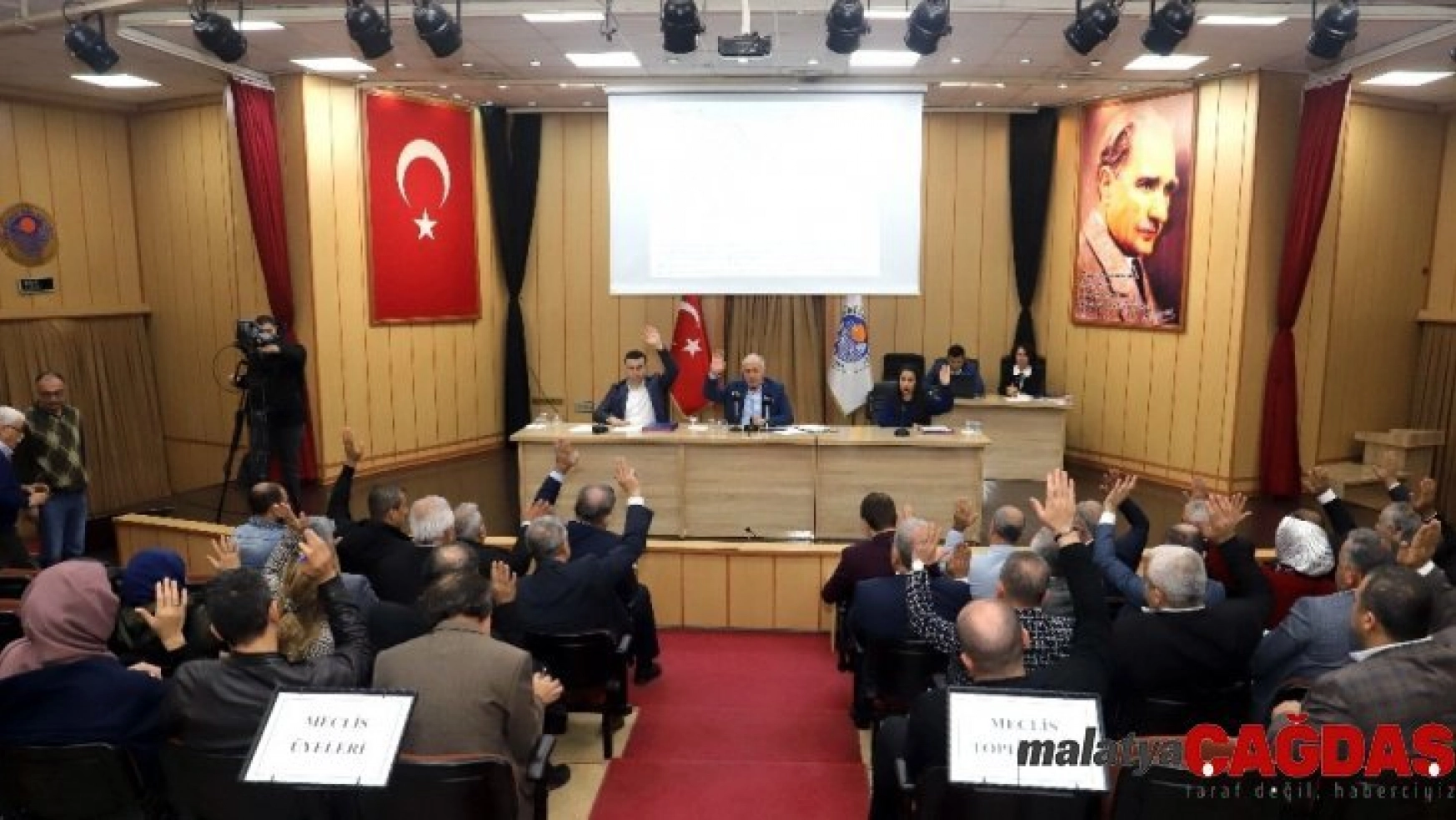 Akdeniz Belediye Meclisi, yılın son toplantısını yaptı