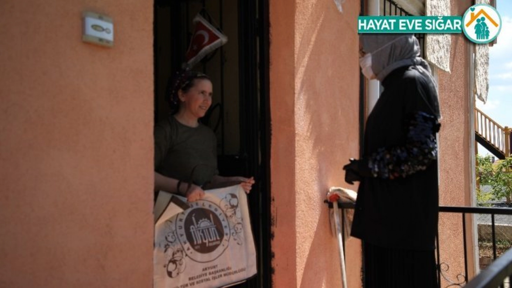 Akyurt Belediye Başkanı Ayık şehit ve gazi ailelerini unutmadı