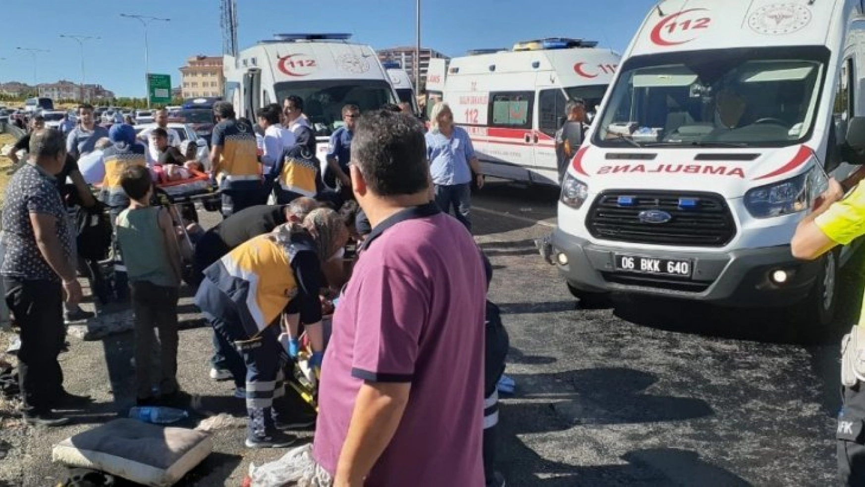 Ankara Çevre Yolu'nda korkutan kaza: 16 yaralı