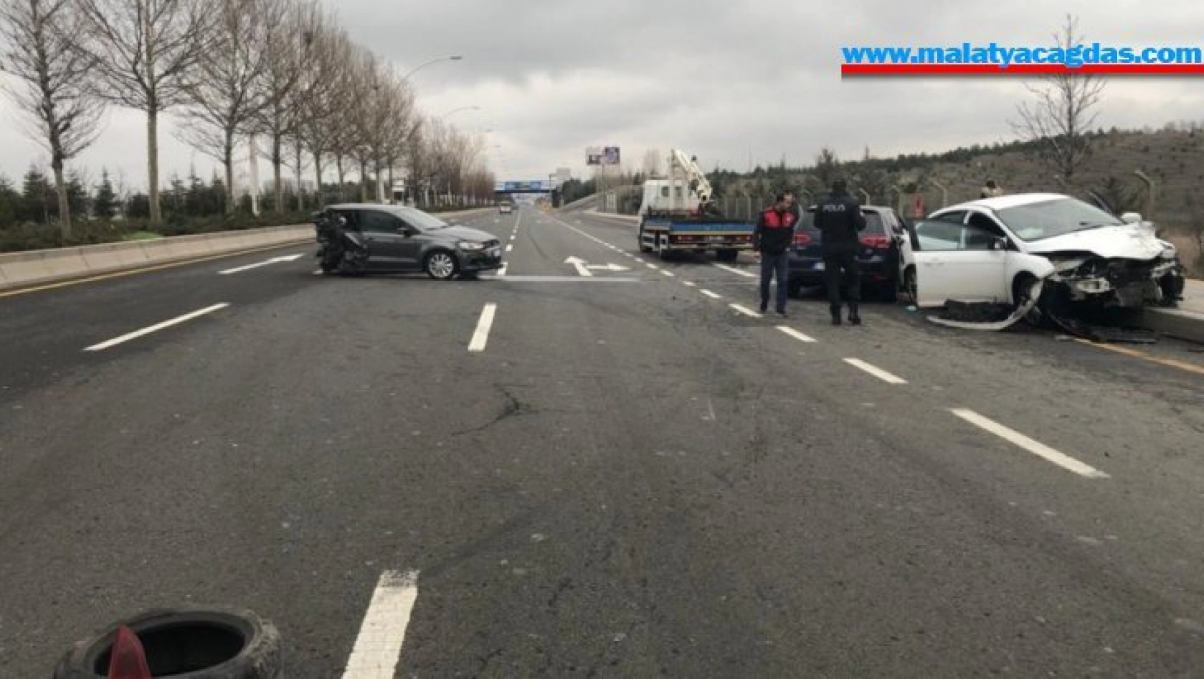 Ankara'da zincirleme trafik kazası: 2 yaralı