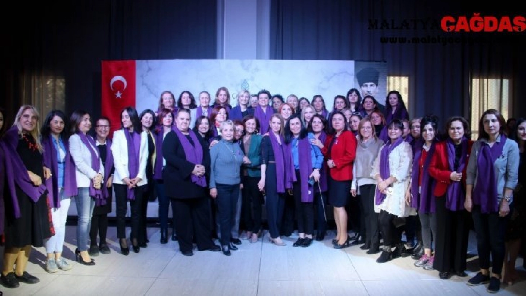 Ankaralı kadınlar Çankaya'da buluştu