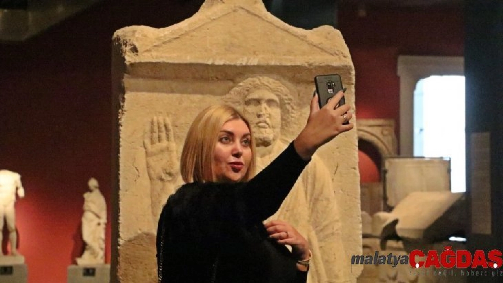 Antalya'da Müzesi'nde 'selfie' günü