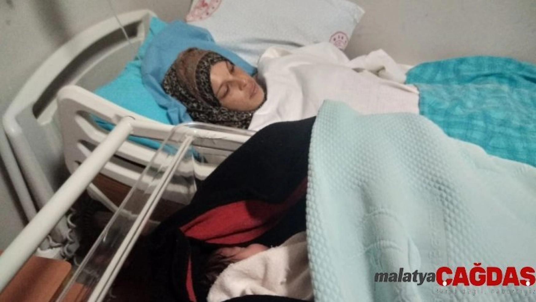 Askerin hastaneye yetiştirdiği Suriyeli Pınar bebek dünyaya gözlerini açtı