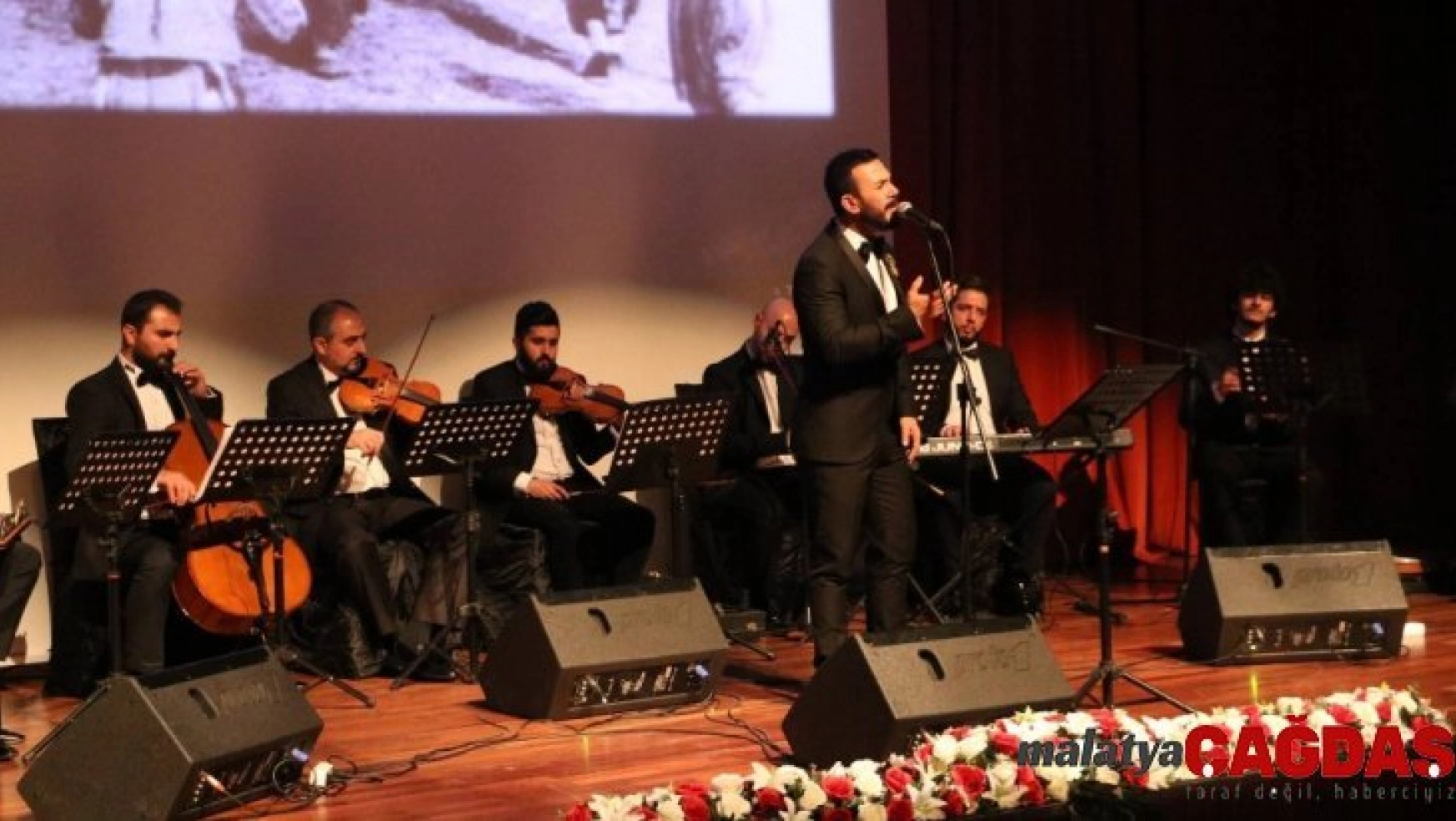 Atatürk'ün sevdiği şarkılar seslendirildi