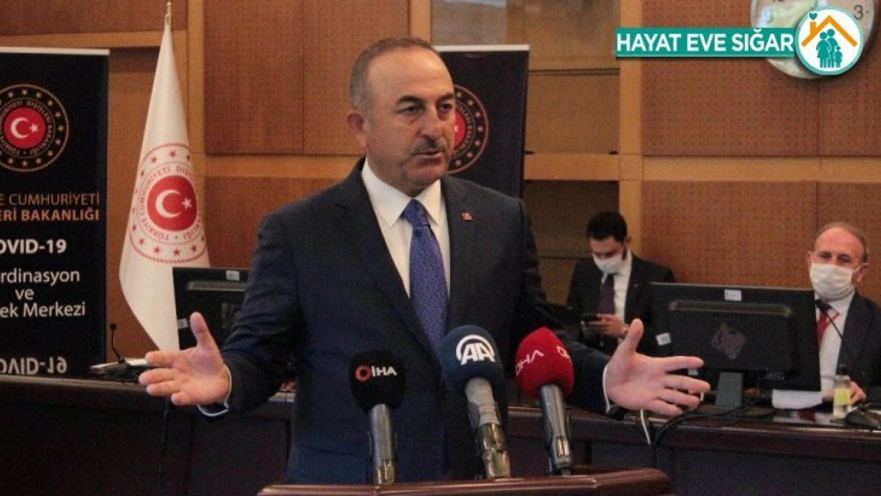 Bakan Çavuşoğlu: '103 ülkeden 65 binden fazla vatandaşımızı tahliyelerle ülkemize getirdik'