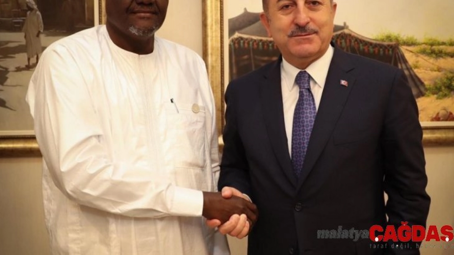 Bakan Çavuşoğlu, Katar Dışişleri Bakanı El Thani ile görüştü