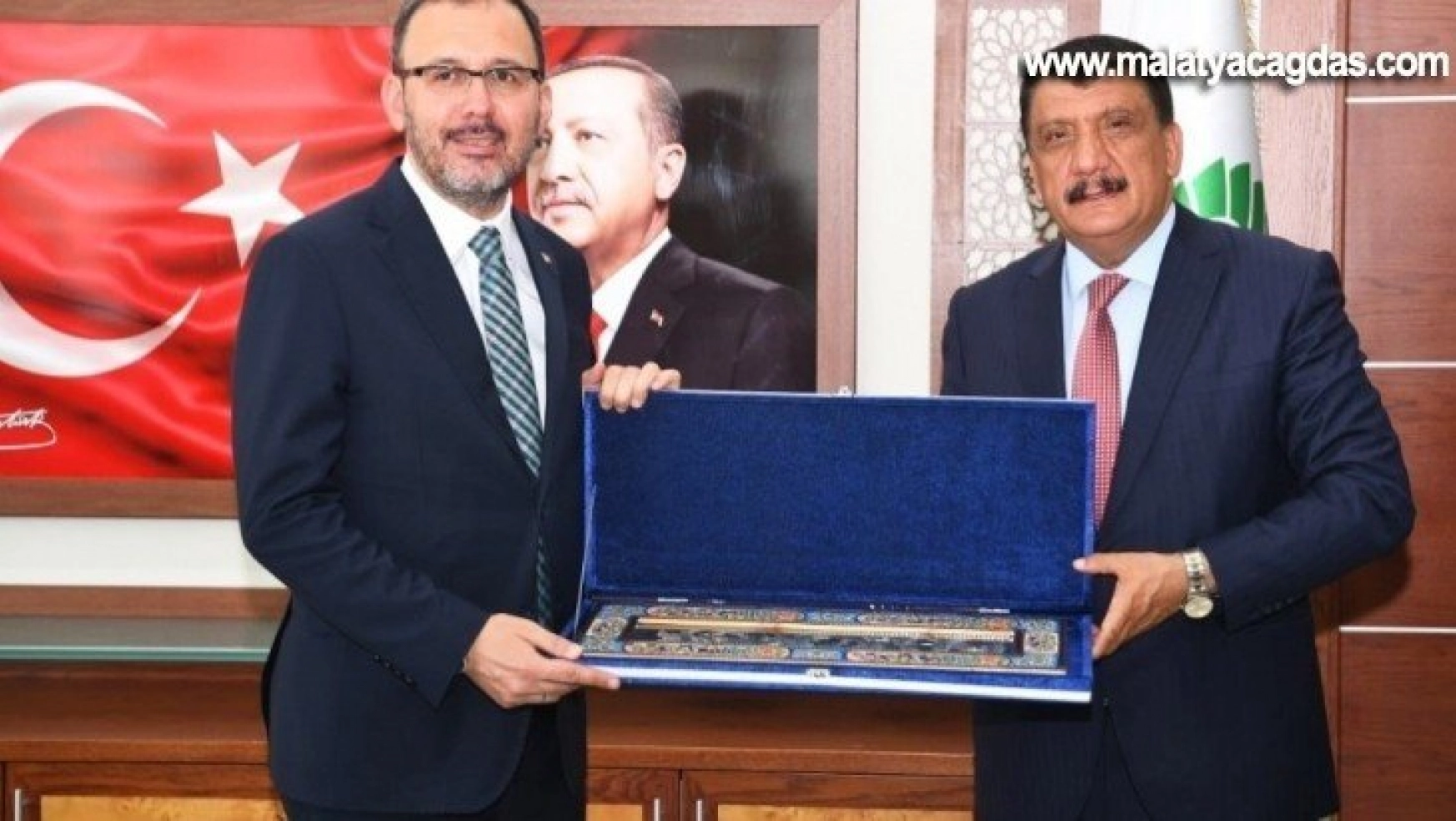 Bakan Kasapoğlu Başkan Gürkan'ı ziyaret etti