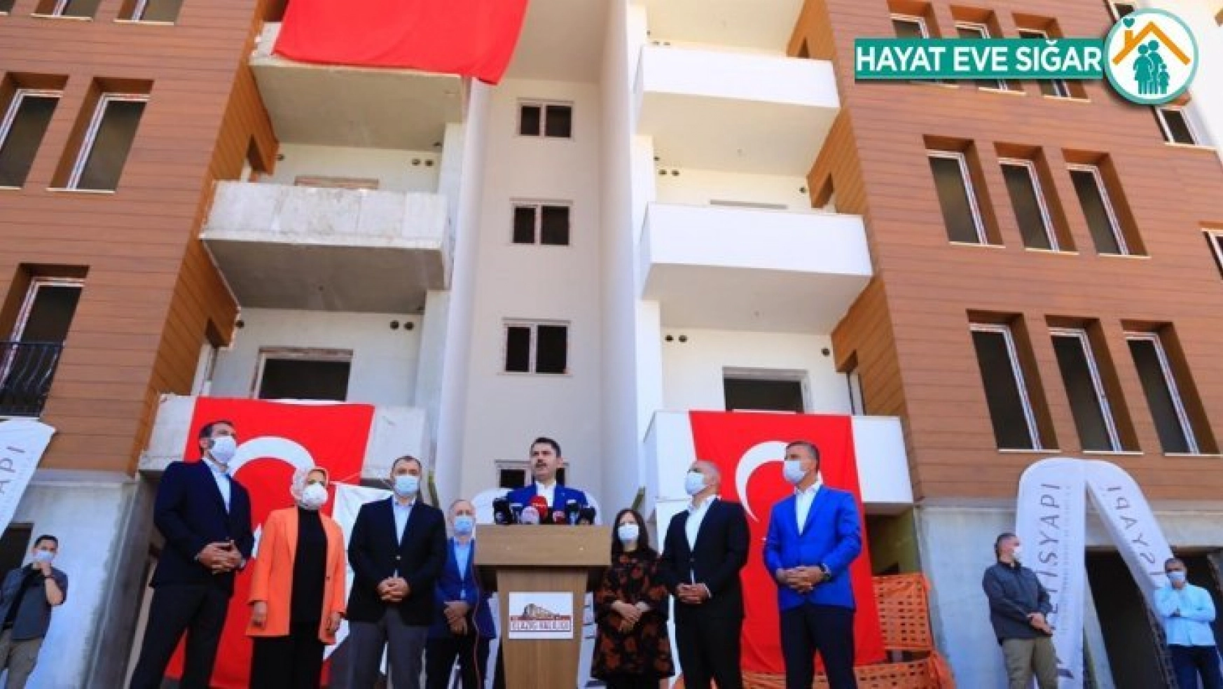 Bakan Kurum: 'Deprem konutlarının Elazığ ve Malatya'daki toplam maliyeti 5 milyar lira'
