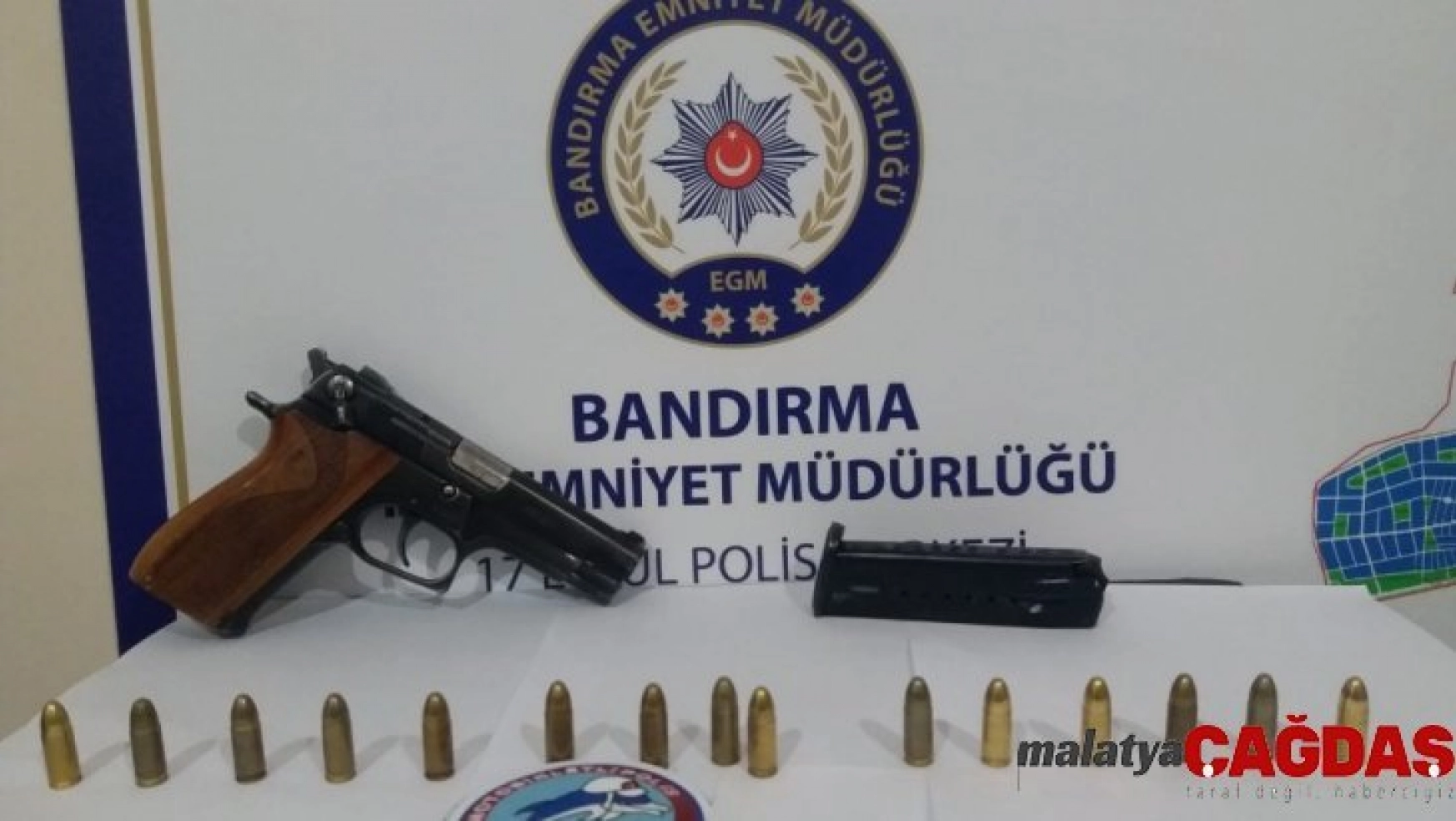 Balıkesir'de polisten silah operasyonu