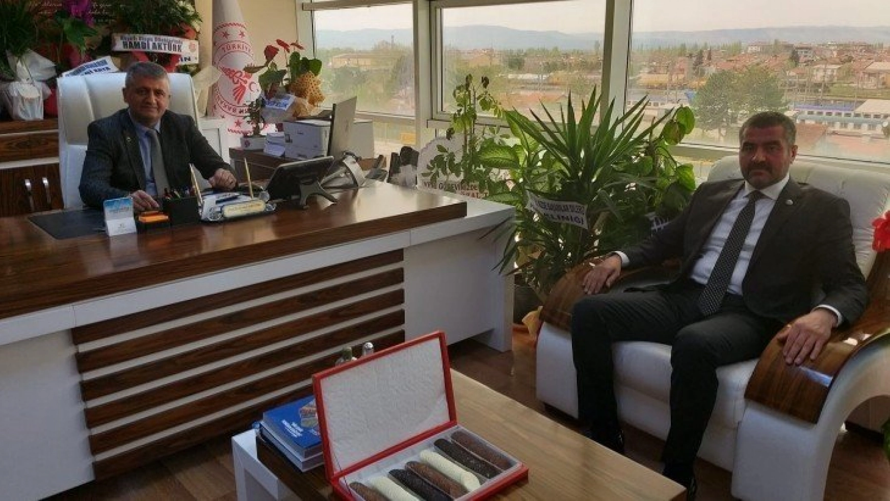 Başkan Avşar'dan yeni Başhekime ziyaret