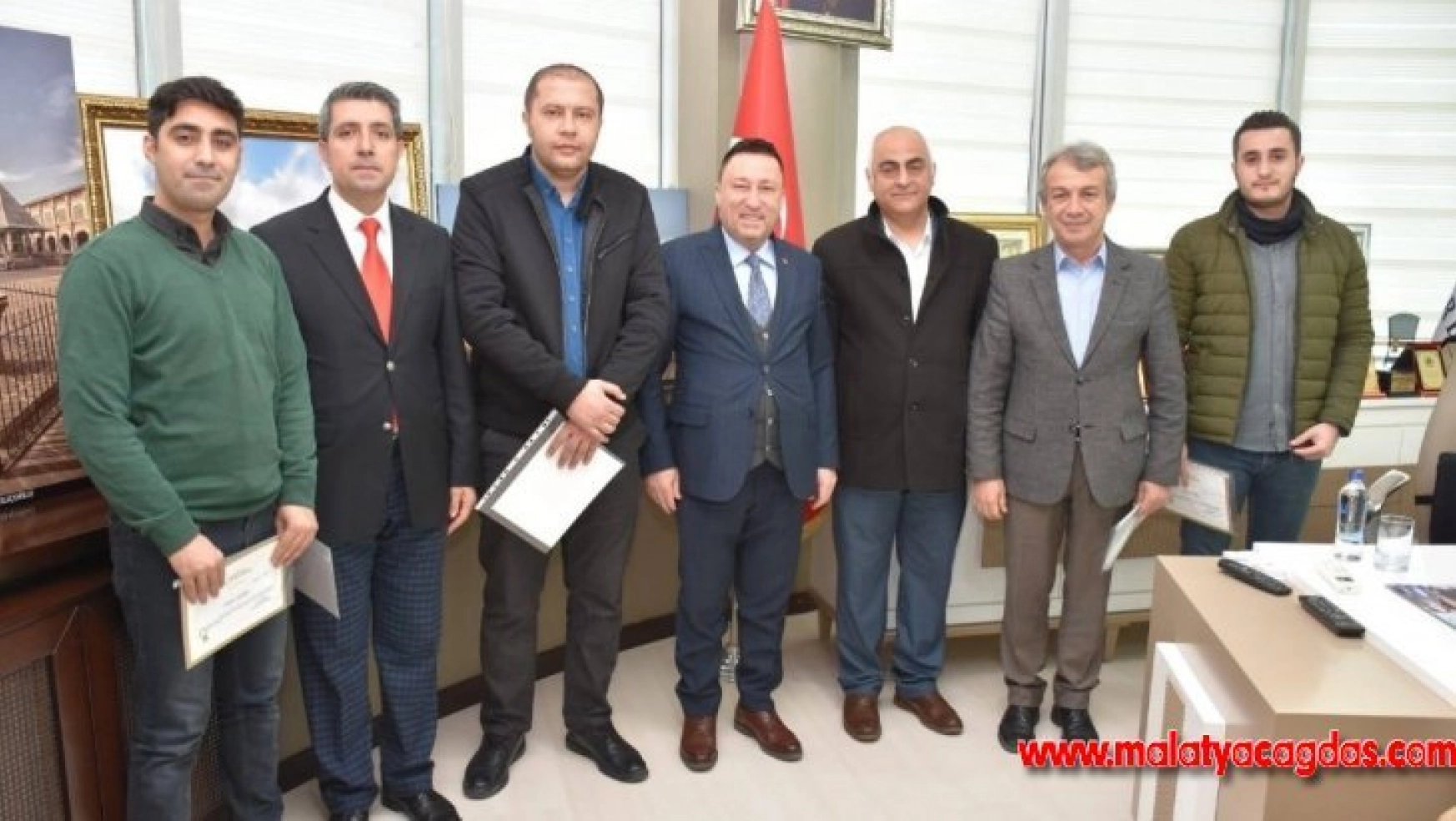 Başkan Beyoğlu'ndan 'temel afet bilinci' kursuna katılan personele sertifika