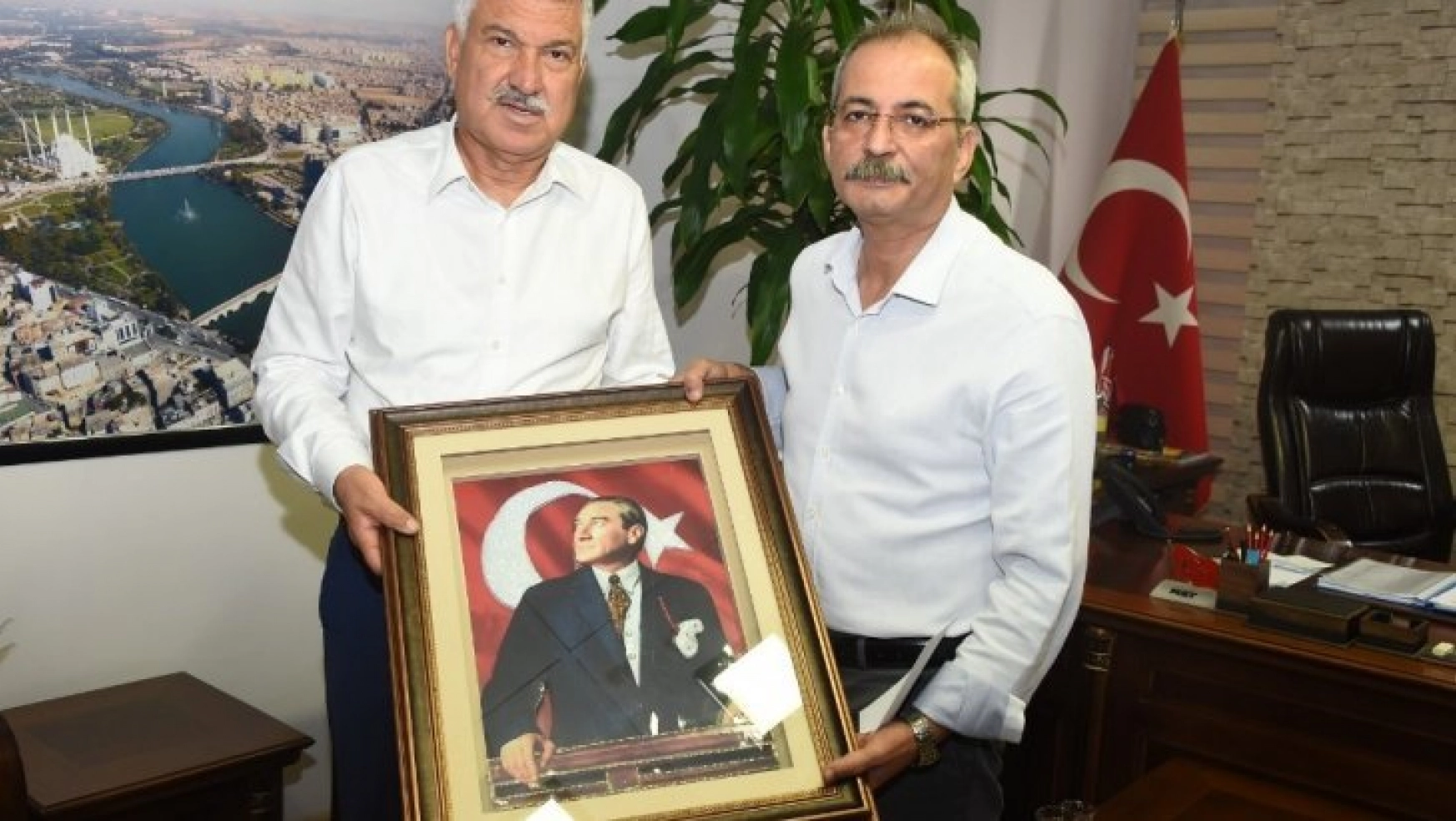 Başkan Bozdoğan'dan Adana daki belediye başkanlarına ziyaret