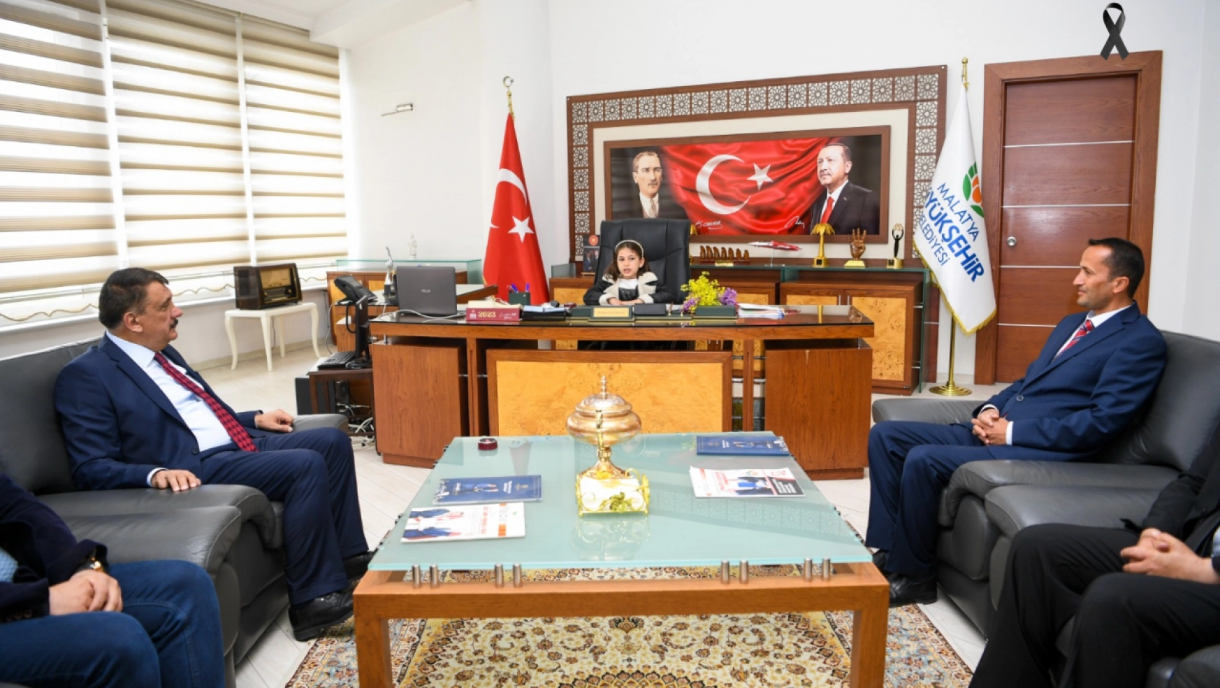 Başkan Gürkan, Başkanlık Koltuğunu Elif Kayra Şengönül'e Devretti