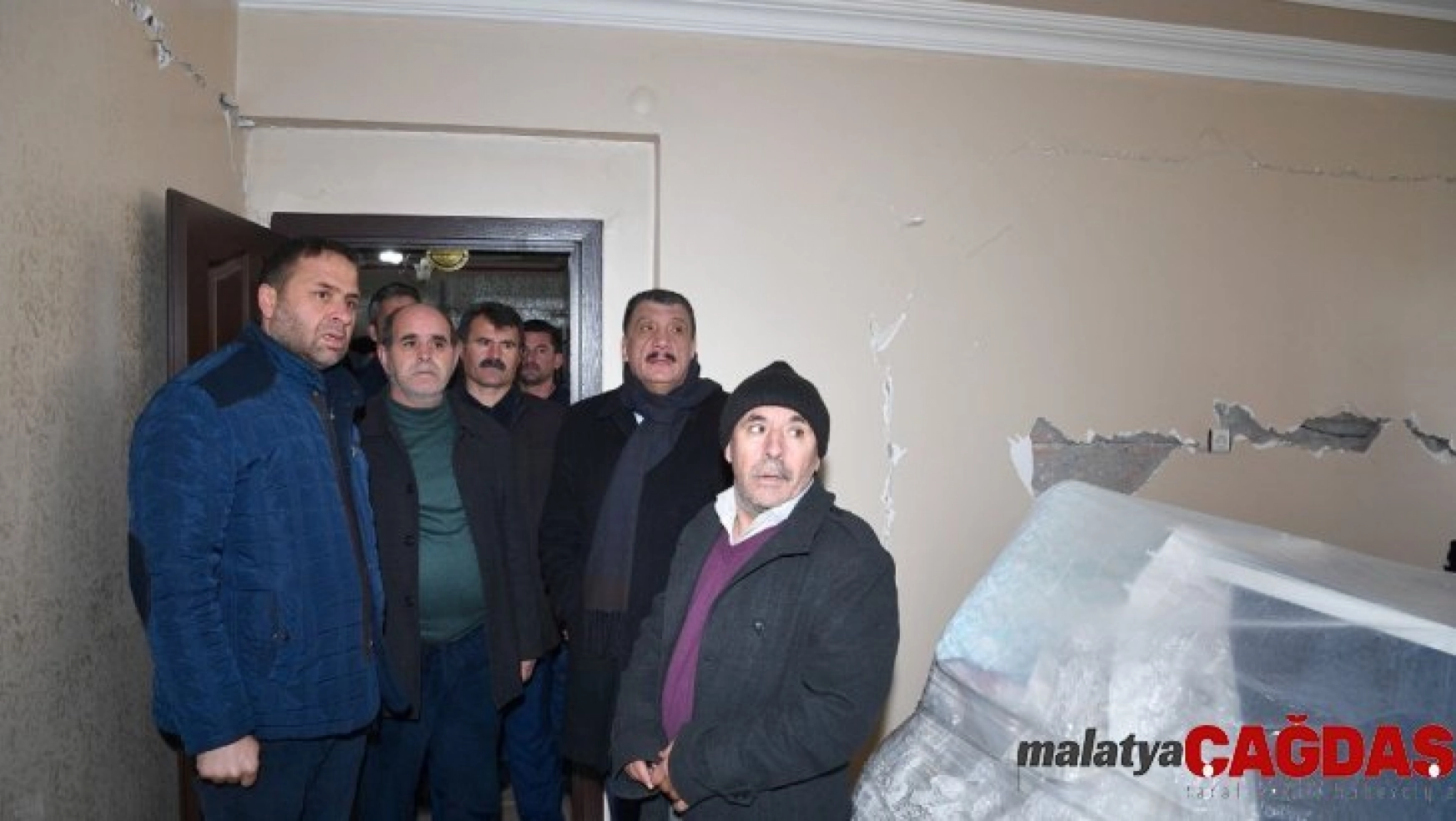 Başkan Gürkan depremde hasar gören yerleri ziyaret etti