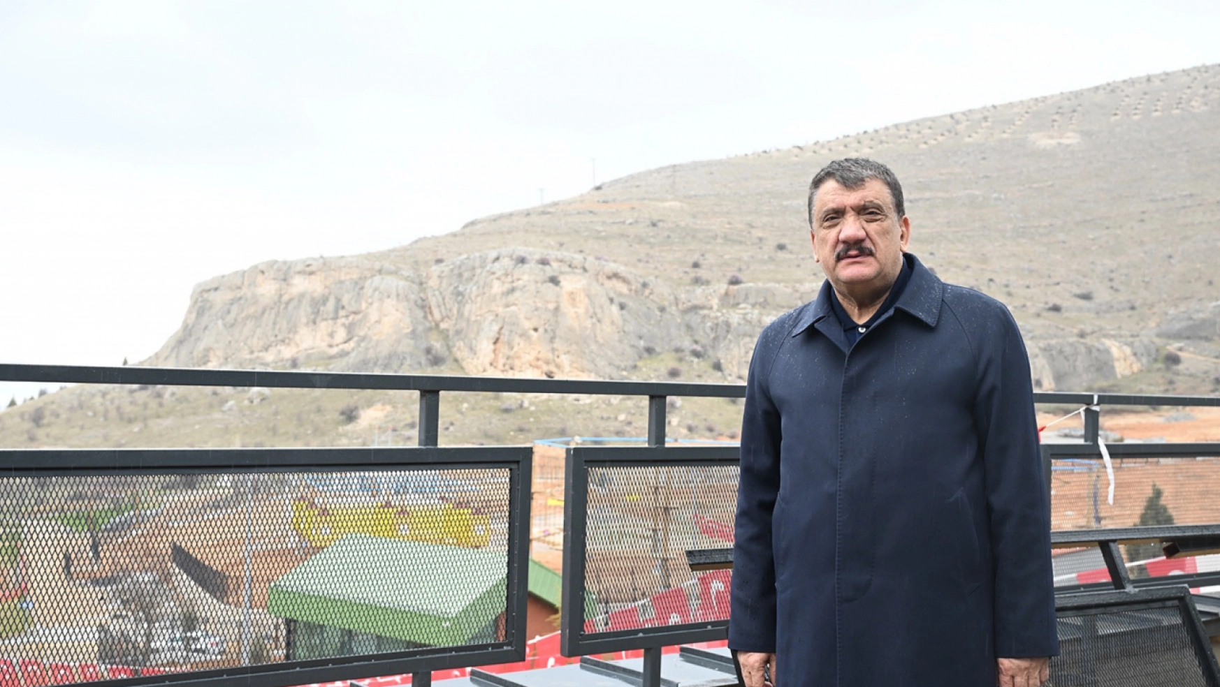 Başkan Gürkan, Gençlik Kampımız Türkiye'deki En Donanımlı Parklardan Biridir