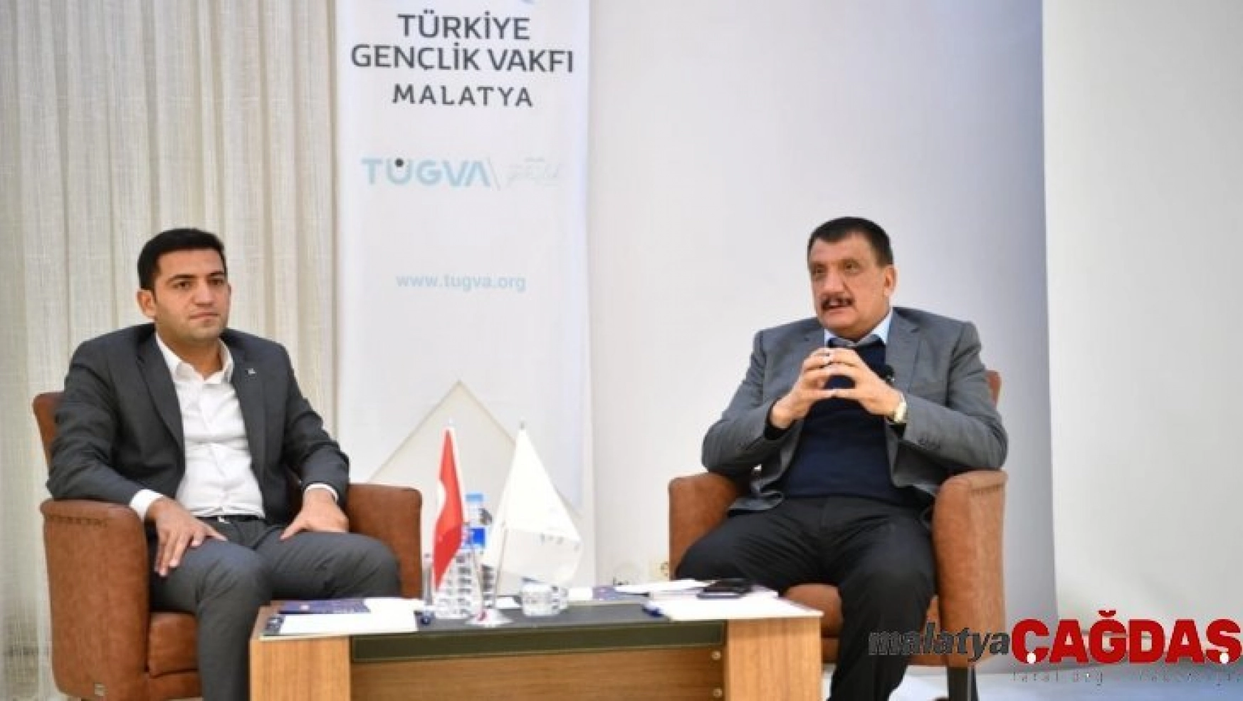 Başkan Gürkan, milli ve manevi değerleri bilen gençlik önerdi