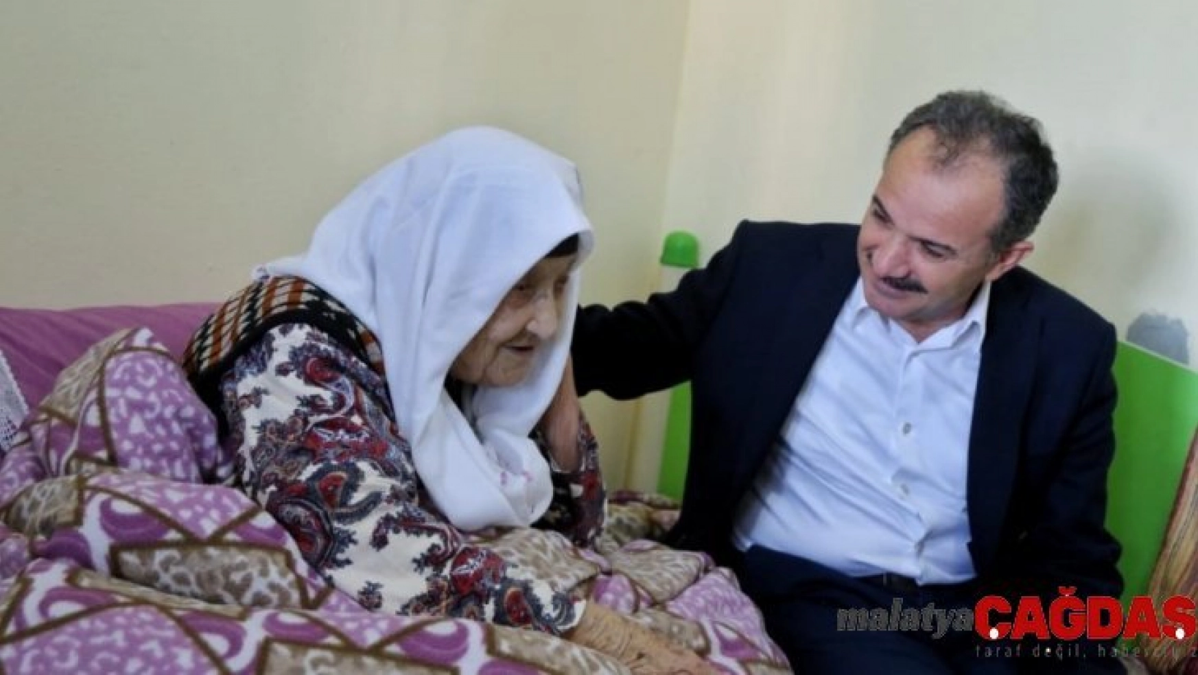 Başkan Kılınç, 102 Yaşındaki Fatma Teyzeye ziyaret