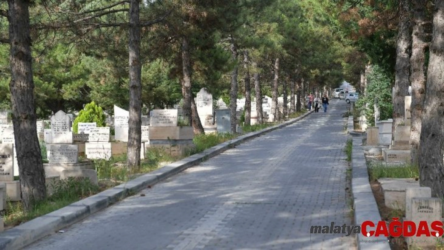 Başkent'te mezarlık defin ücretleri yeniden belirlendi