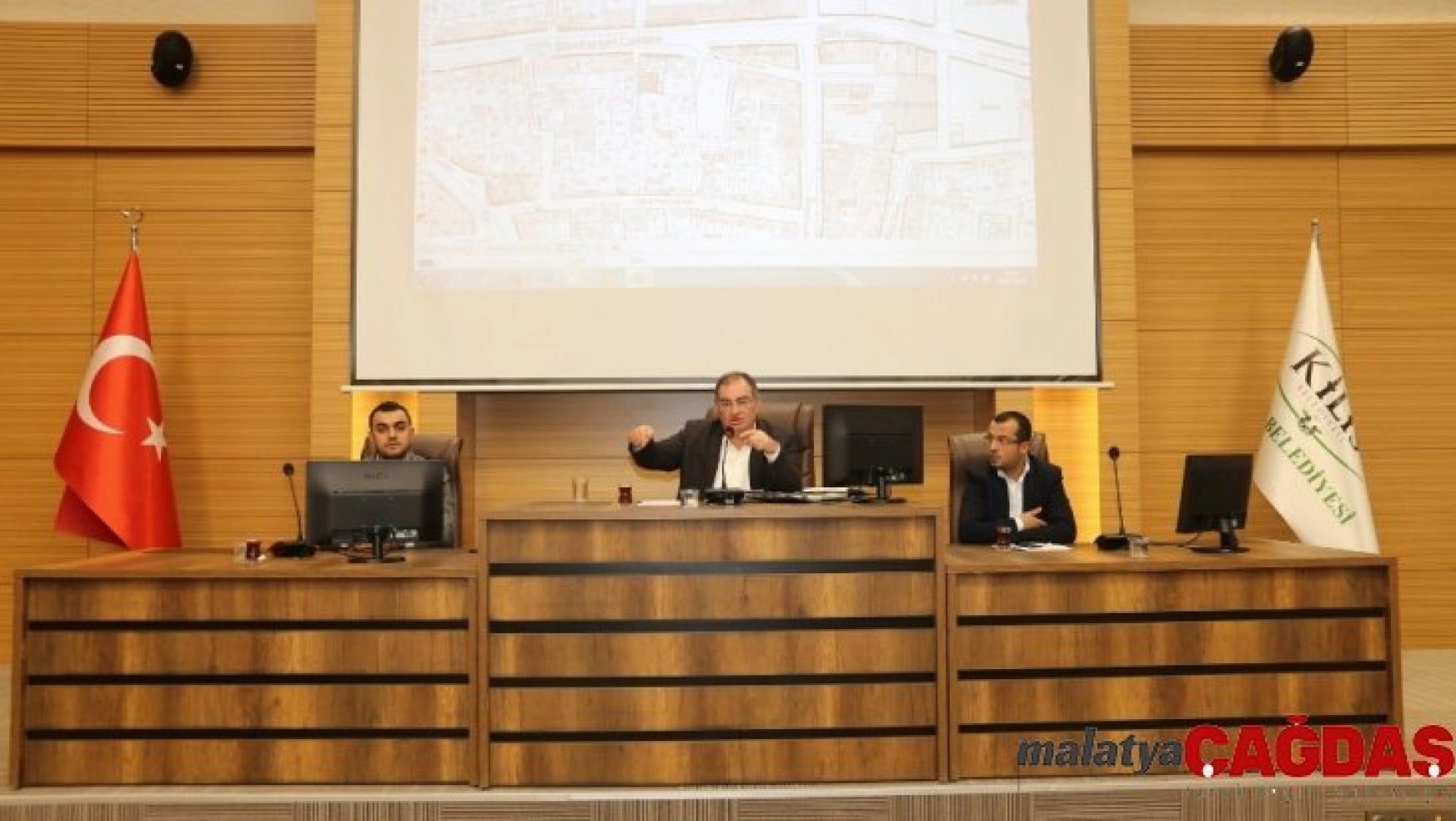 Belediye meclisi yılın ilk toplantısını yaptı