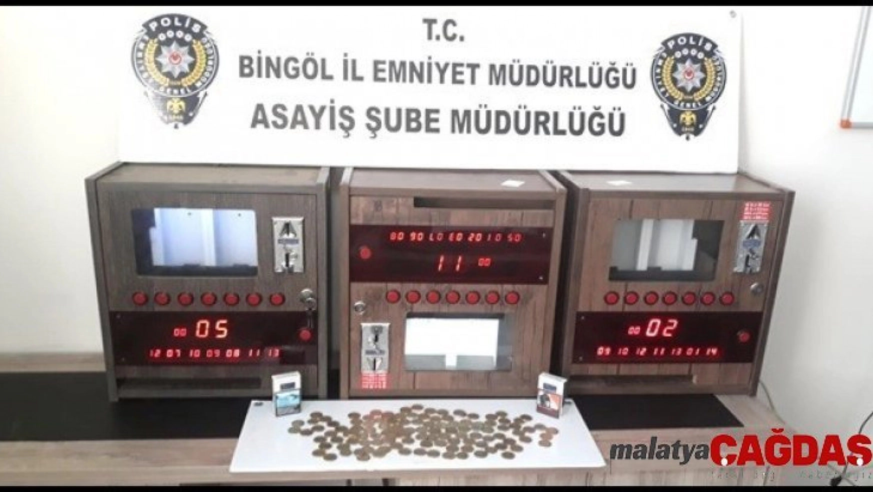 Bingöl'de 10 adet kumar oyun makinesi ele geçirildi
